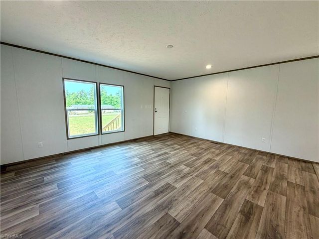 146 Con Lee Drive, Olin, NC 28660