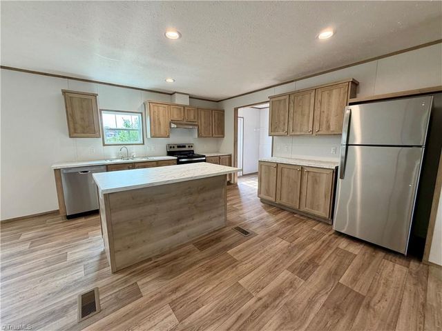 146 Con Lee Drive, Olin, NC 28660