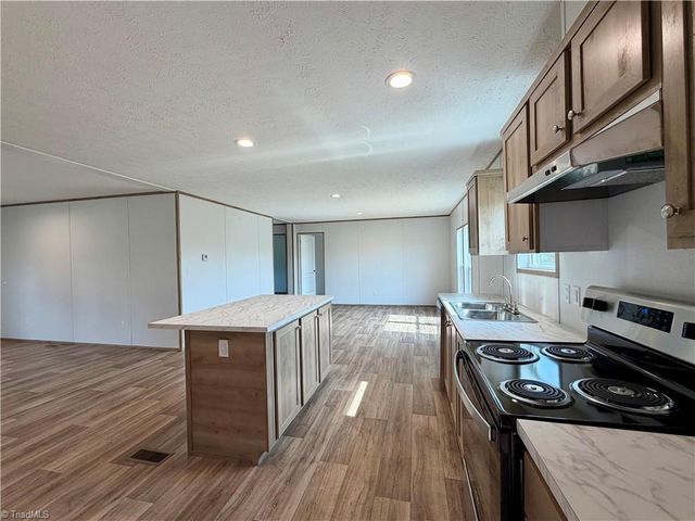 146 Con Lee Drive, Olin, NC 28660