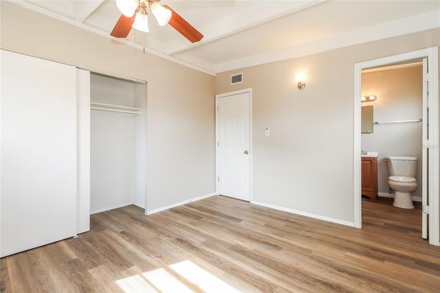 1332 WARRINGTON WAY, Tampa, FL 33619