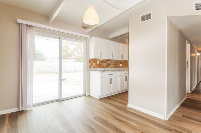 1332 WARRINGTON WAY, Tampa, FL 33619