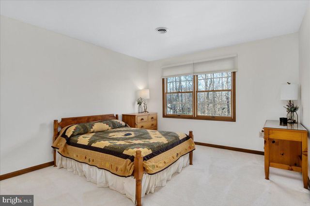 8704 JANS CT, Boonsboro, MD 21713