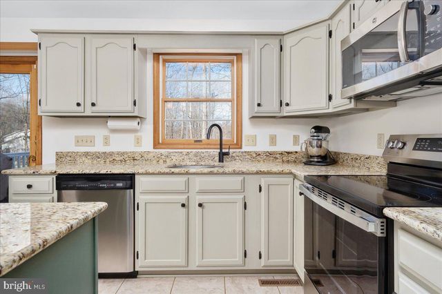 8704 JANS CT, Boonsboro, MD 21713