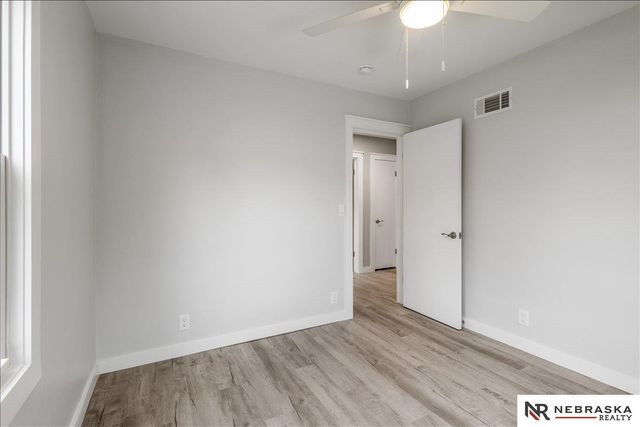 821 N 77th Street, Omaha, NE 68114