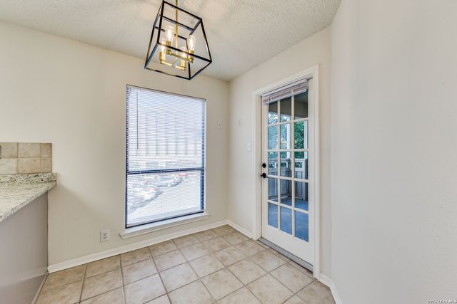 7738 Chambers Rd Apt 501, San Antonio, TX 78229