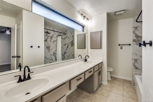 7738 Chambers Rd Apt 501, San Antonio, TX 78229