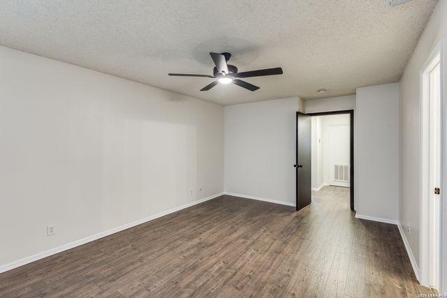 7738 Chambers Rd Apt 501, San Antonio, TX 78229