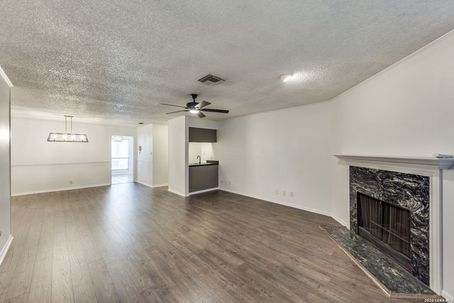 7738 Chambers Rd Apt 501, San Antonio, TX 78229