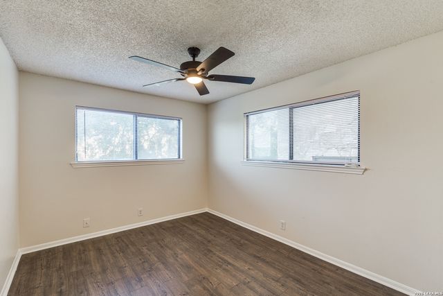 7738 Chambers Rd Apt 501, San Antonio, TX 78229