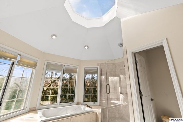 11227 William Plaza, Omaha, NE 68144