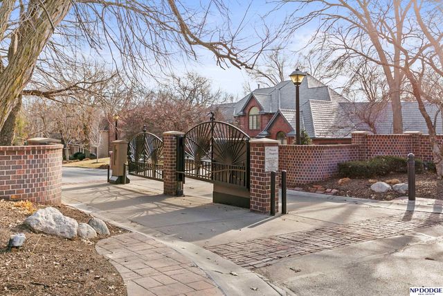 11227 William Plaza, Omaha, NE 68144