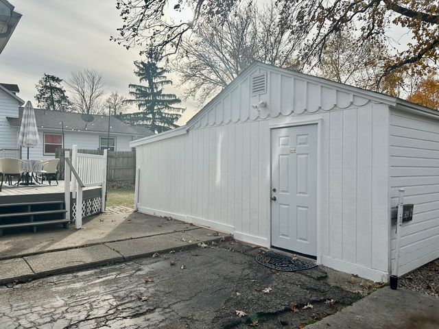 3604 Platt Road, Ann Arbor, MI 48108