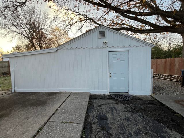 3604 Platt Road, Ann Arbor, MI 48108