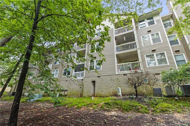 1014 Wood Creek Dr 3, Fayetteville, NC 28314