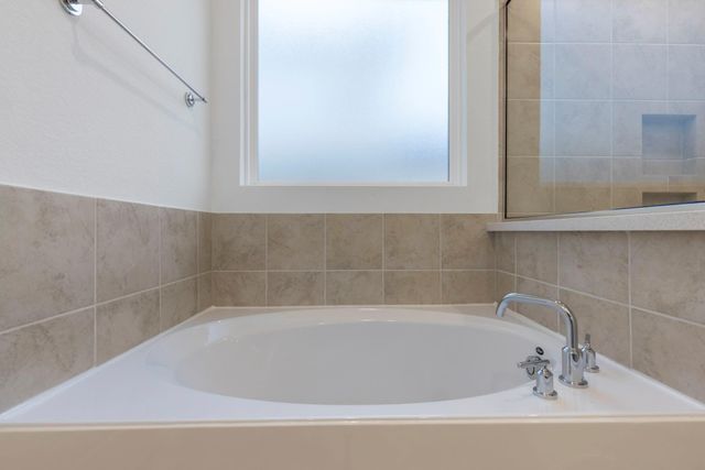 1203 Buffalo Run, Tomball, TX 77375