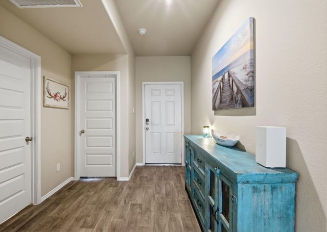 11225 34th Avenue N, Texas City, TX 77591