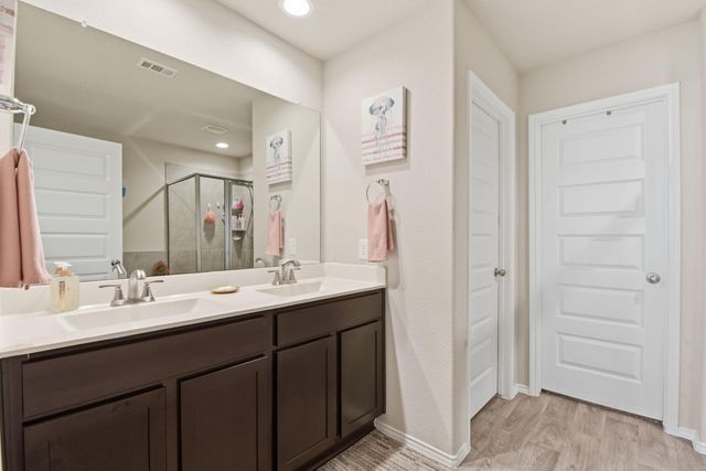 11225 34th Avenue N, Texas City, TX 77591