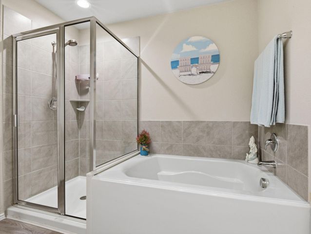 11225 34th Avenue N, Texas City, TX 77591