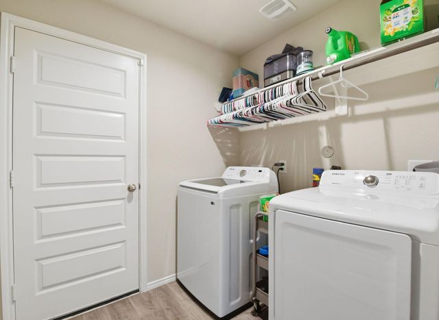 11225 34th Avenue N, Texas City, TX 77591