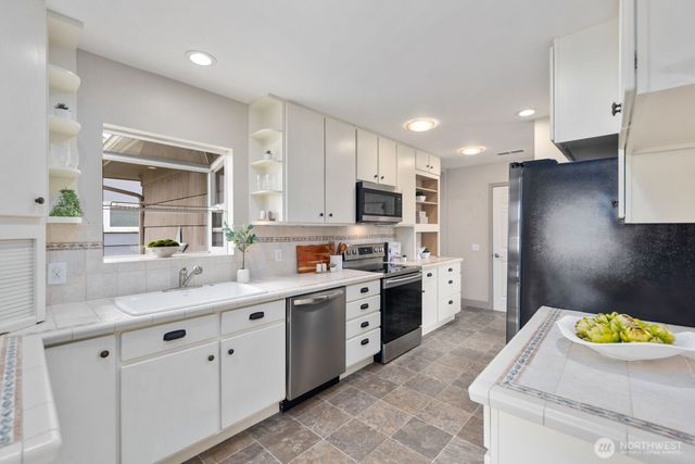 720 Wood Avenue, Sumner, WA 98390