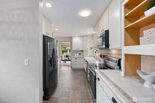 720 Wood Avenue, Sumner, WA 98390