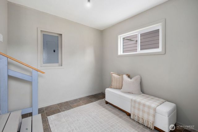 720 Wood Avenue, Sumner, WA 98390