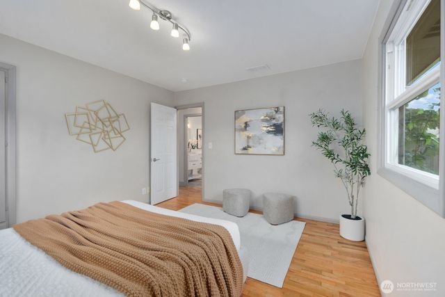 720 Wood Avenue, Sumner, WA 98390