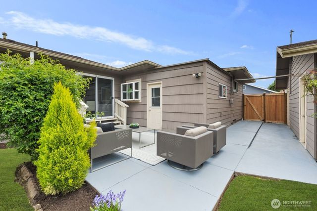 720 Wood Avenue, Sumner, WA 98390