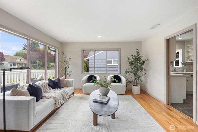 720 Wood Avenue, Sumner, WA 98390