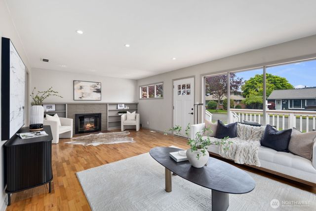 720 Wood Avenue, Sumner, WA 98390