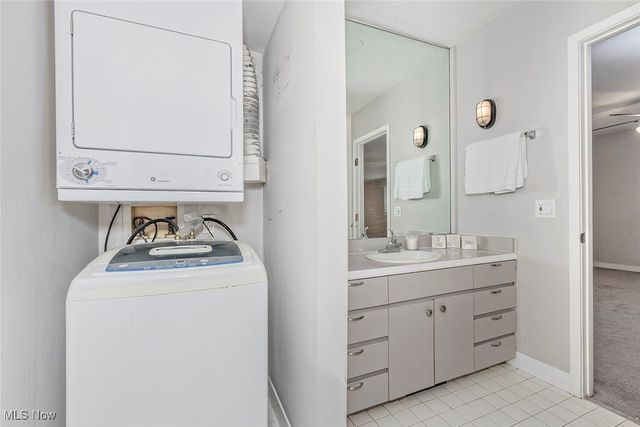 2043 Random Road 9, Cleveland, OH 44106