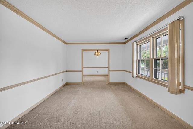 305 Semmes Drive, Wilmington, NC 28412