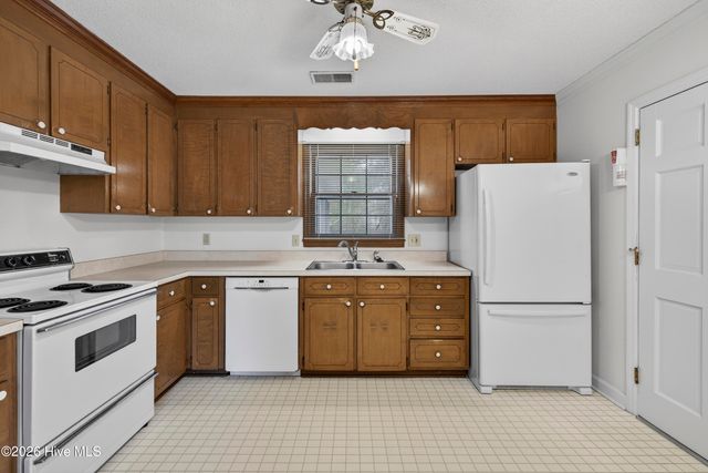 305 Semmes Drive, Wilmington, NC 28412