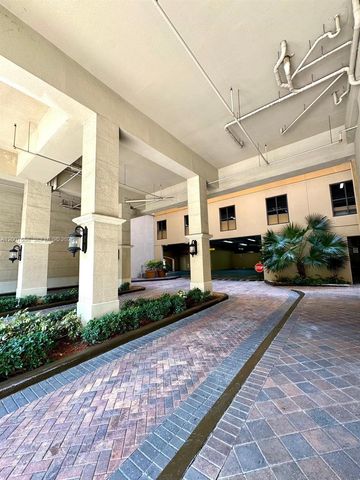 3001 NE 185th St 225, Aventura, FL 33180