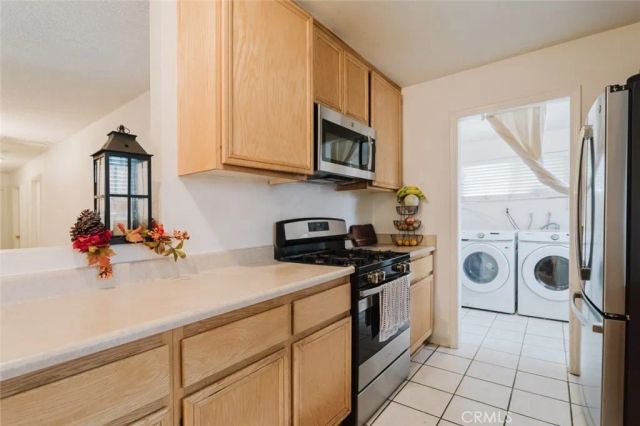 45303 6th Street East, Lancaster, CA 93535