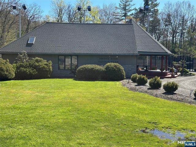 20 Hilltop Road, Kinnelon Borough, NJ 07405