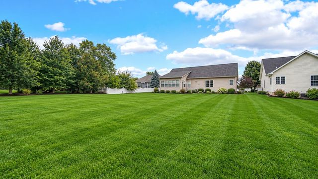 2257 Blarney Stone Drive, Valparaiso, IN 46385