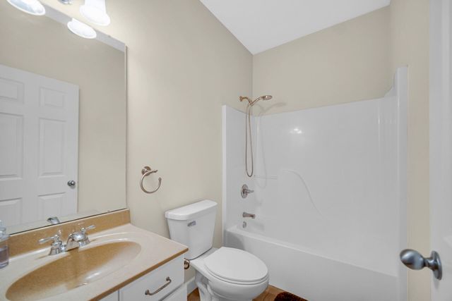 2257 Blarney Stone Drive, Valparaiso, IN 46385