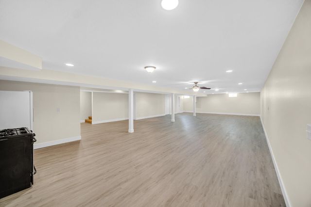 2257 Blarney Stone Drive, Valparaiso, IN 46385