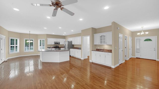 2257 Blarney Stone Drive, Valparaiso, IN 46385