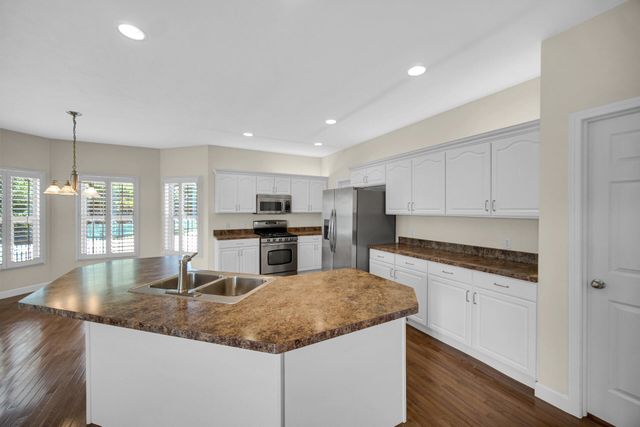 2257 Blarney Stone Drive, Valparaiso, IN 46385