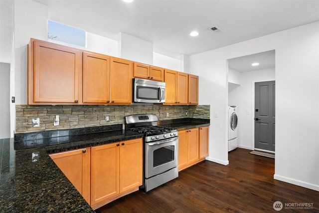 6731 Charlotte Avenue SE, Auburn, WA 98092