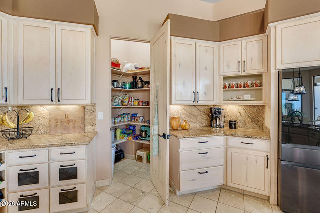4055 N RECKER Road 34, Mesa, AZ 85215