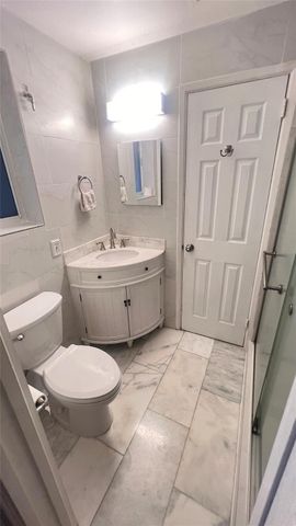 3100 NE 21st Street, Fort Lauderdale, FL 33305