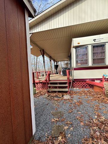 119 Laurel Branch Drive, Hayesville, NC 28904