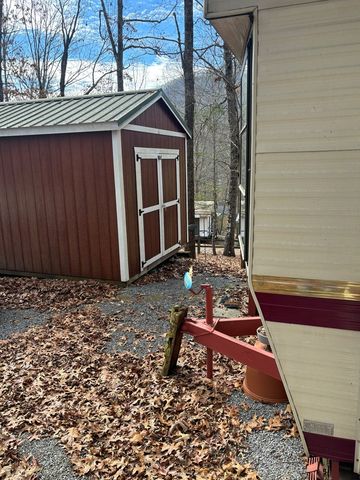 119 Laurel Branch Drive, Hayesville, NC 28904