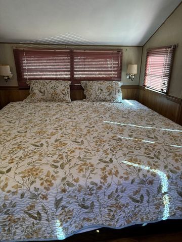 119 Laurel Branch Drive, Hayesville, NC 28904