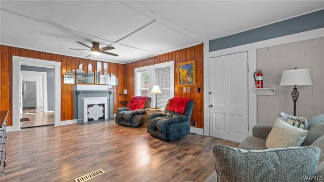 1511 18th E, Tuscaloosa, AL 35404