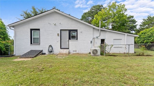 1511 18th E, Tuscaloosa, AL 35404