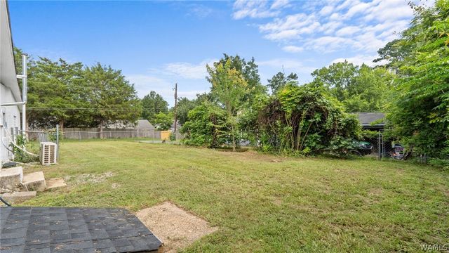 1511 18th E, Tuscaloosa, AL 35404